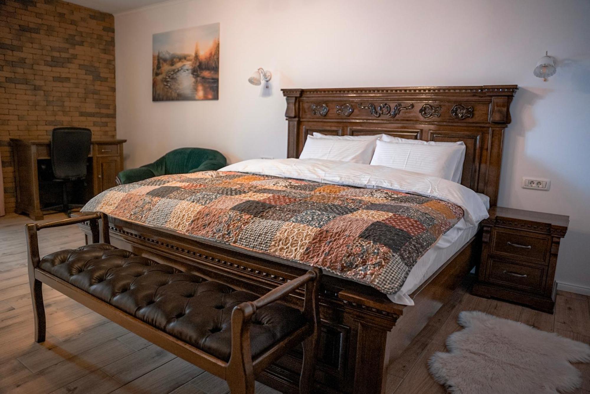 Boutique Marlen Bed and Breakfast Ghimbav Eksteriør billede