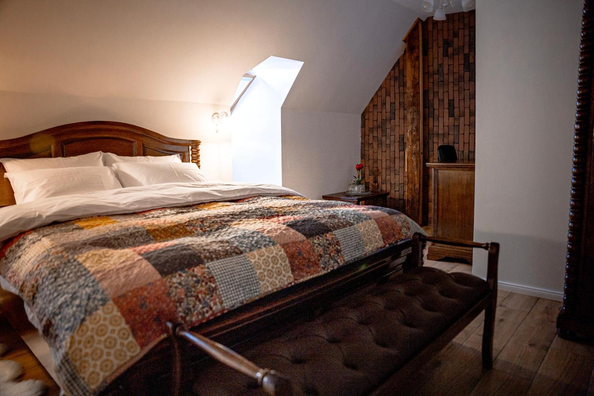 Boutique Marlen Bed and Breakfast Ghimbav Eksteriør billede