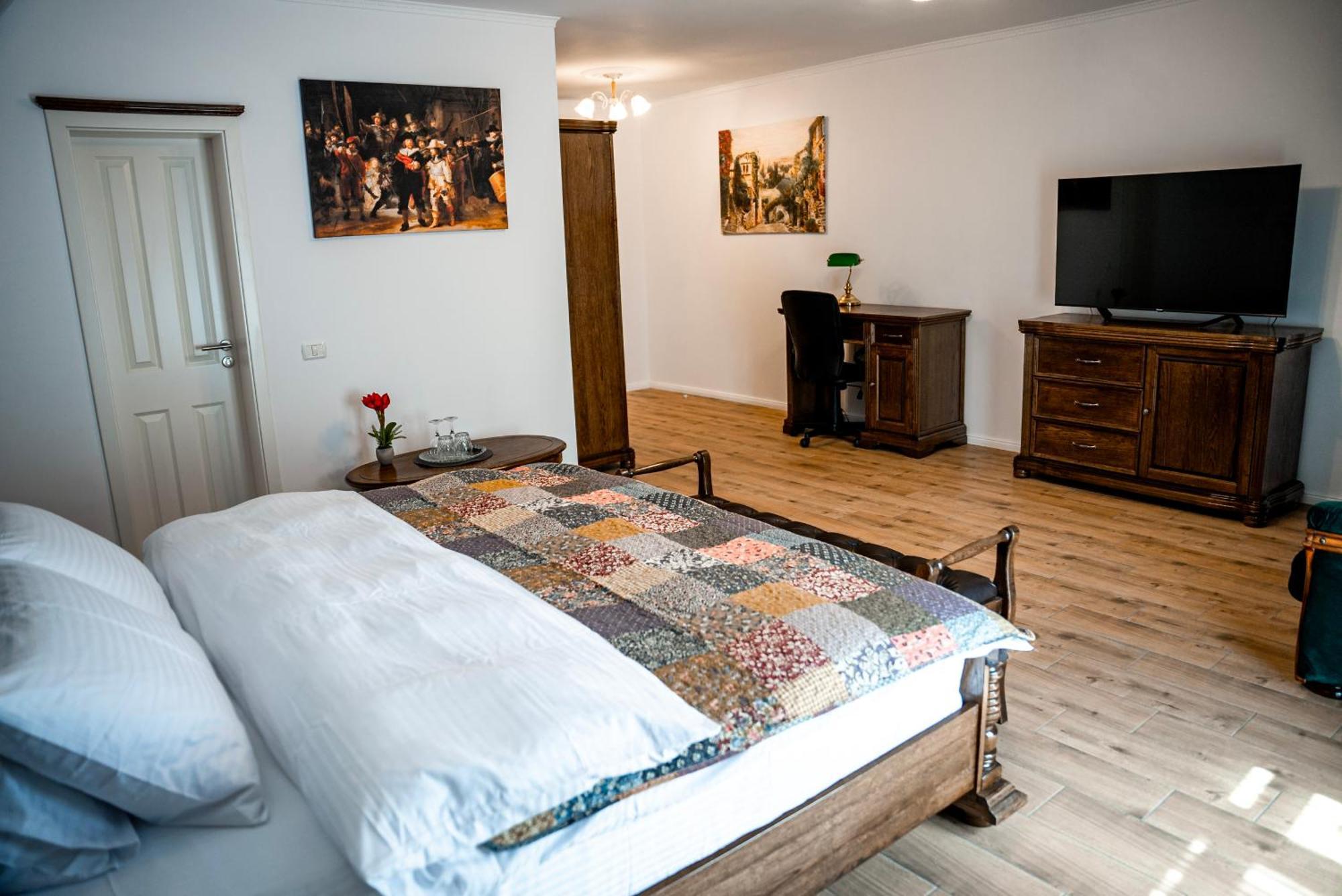 Boutique Marlen Bed and Breakfast Ghimbav Eksteriør billede