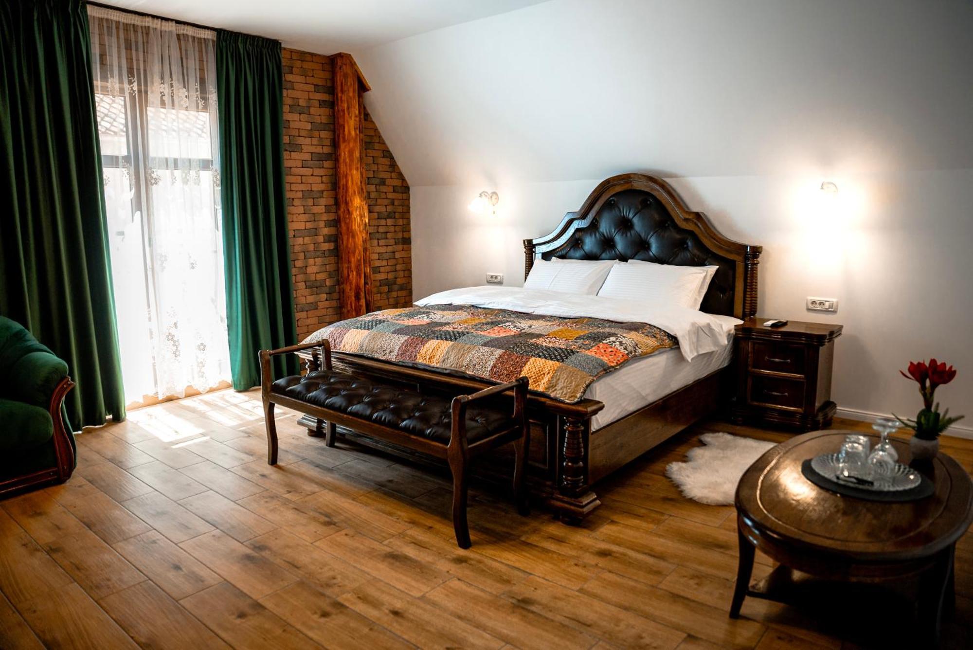 Boutique Marlen Bed and Breakfast Ghimbav Eksteriør billede